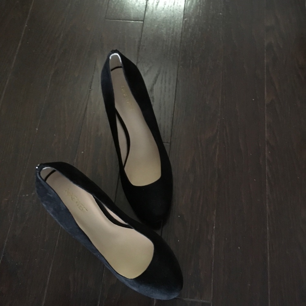 Nine West Black Suede Wedges